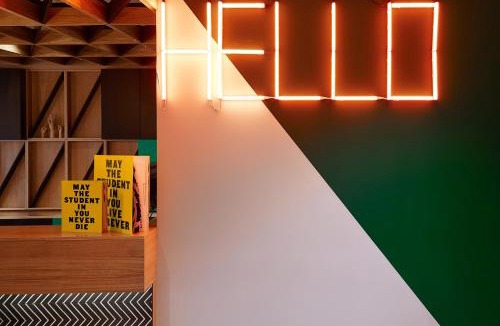 Puteaux Hotel | The Social Hub Paris La Défense