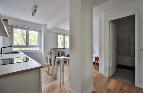 Croulebarbe Apartment | The White Dream - independent apartment