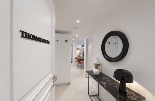 Faubourg-du-Roule Apartment | Thomas Moore, 4 stars, Luxury apartment close to the Champs-Elysées
