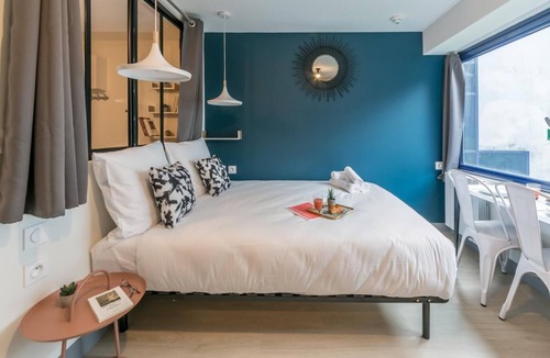 Passy Apartment | Tour Eiffel - Nicolo 11: cosy apartment for 3