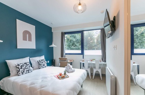 Passy Apartment | Tour Eiffel - Nicolo 21: cosy apartment for 2