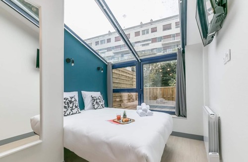 Passy Apartment | Tour Eiffel - Nicolo 24: cosy apartment for 2