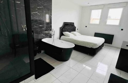 Livry-Gargan Apartment | Très Grand Appartement /Sauna /Charles de Gaulle