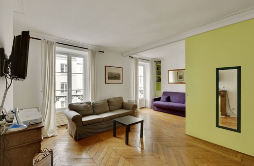 Notre-Dame-des-Champs Apartment | Unit 009 St Germain des Près (Cherche Midi) 2 bedroom 4 pax