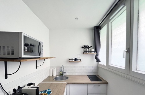 Amerique Apartment | Urban Flat 183 - Charming Studio in Paris