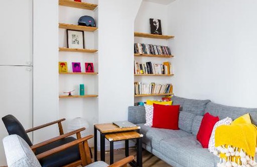 Combat Apartment | Veeve - Cosy in Belleville