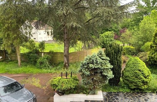 Marolles-en-Brie Villa | Villa 30 minutes from Paris with heated indoor pool