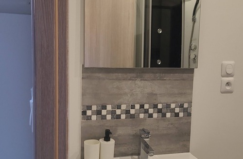 Arcueil Apartment | Villa Rosa