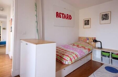 Quartier de Rochechouart Apartment | Vrbo Property
