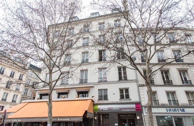 Absolute Hotel Paris République