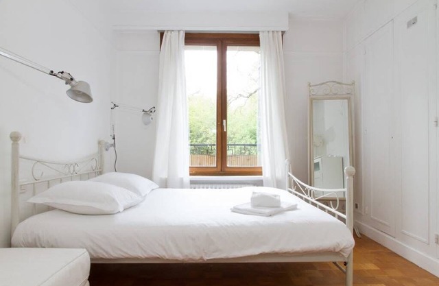 Lovely Flat #Buttes Chaumont #Sunny