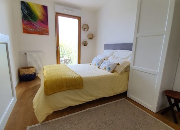 Private room asnieres RER C 4min / 10min to Paris
