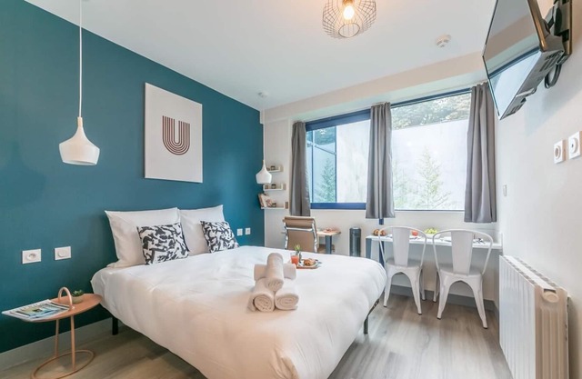 Tour Eiffel - Nicolo 12: Cosy apartment for 2