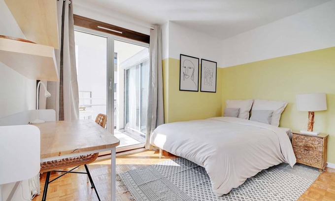 Puteaux Resort | 100 m² Private room ∙ 1 bedroom ∙ 5 guests