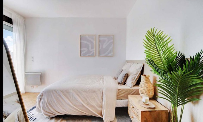 Puteaux Resort | 100 m² Private room ∙ 1 bedroom ∙ 5 guests