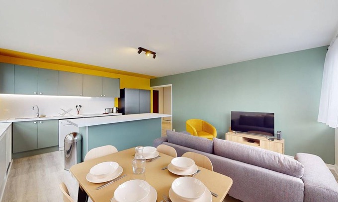 Asnieres-sur-Seine Resort | 101 m² Private room ∙ 1 bedroom ∙ 2 guests