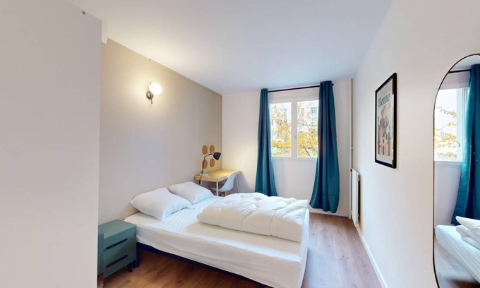 Asnieres-sur-Seine Resort | 108 m² Private room ∙ 1 bedroom ∙ 2 guests