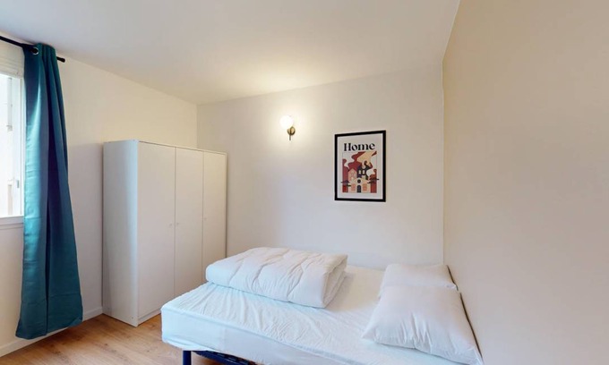 Asnieres-sur-Seine Resort | 108 m² Private room ∙ 1 bedroom ∙ 2 guests