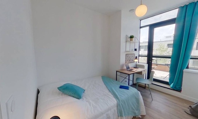 Asnieres-sur-Seine Resort | 130 m² Private room ∙ 1 bedroom ∙ 1 guest