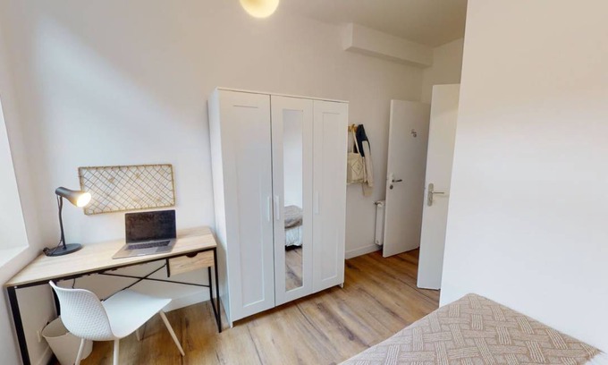 Asnieres-sur-Seine Resort | 151 m² Private room ∙ 1 bedroom ∙ 1 guest