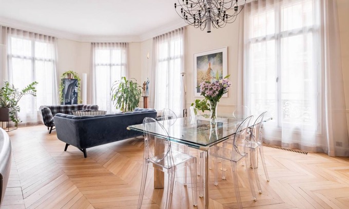 Montparnasse Apartment | 165 m² Apartment ∙ 4 bedrooms ∙ 8 guests