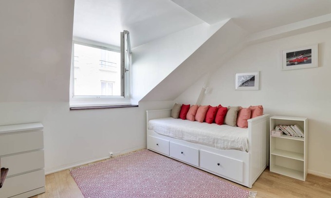 Arts-et-Metiers Apartment | 18 m² Apartment ∙ 2 guests