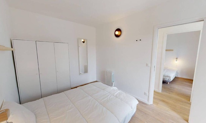 Issy-les-Moulineaux Resort | 188 m² Private room ∙ 1 bedroom ∙ 1 guest
