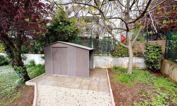 Issy-les-Moulineaux Resort | 188 m² Private room ∙ 1 bedroom ∙ 1 guest