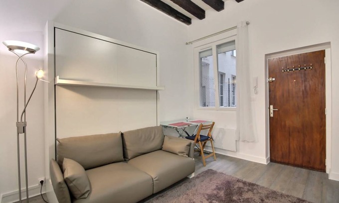 Quartier Sainte-Avoye Apartment | 20 m² Apartment ∙ 1 guest