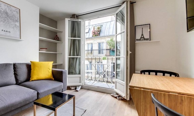 3rd Arrondissement Apartment | 22 m² Apartment ∙ 1 bedroom ∙ 2 guests