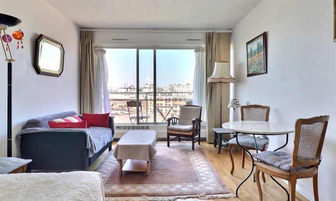 Bercy Apartment | 25 m² Apartment ∙ 2 guests