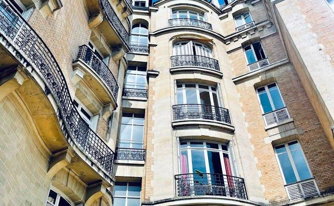 16th Arrondissement Resort | 300 m² Private room ∙ 1 bedroom ∙ 5 guests
