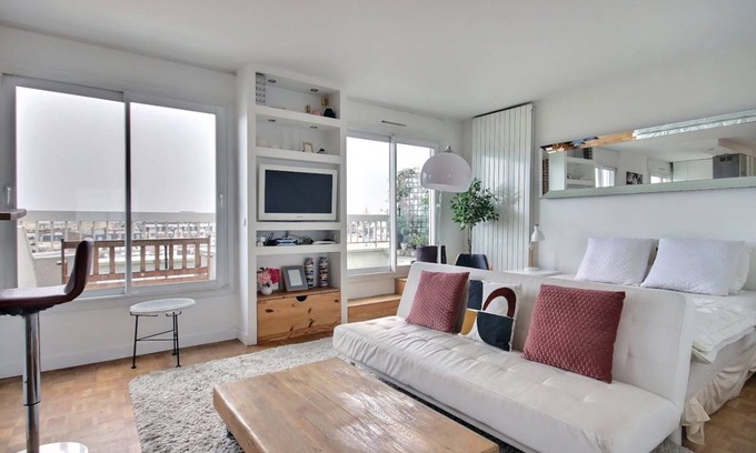 Grenelle Apartment | 32 m² Apartment ∙ 2 guests