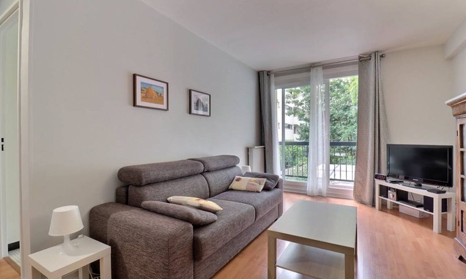 Passy Apartment | 32 m² Apartment ∙ 2 guests
