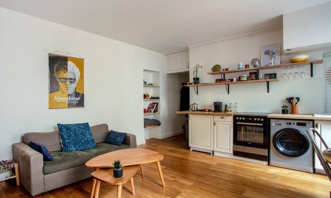 Quartier de la Folie-Mericourt Apartment | 36 m² Apartment ∙ 1 bedroom ∙ 2 guests