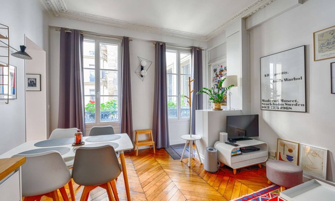Quartier du Faubourg-Montmartre Apartment | 38 m² Apartment ∙ 1 bedroom ∙ 2 guests