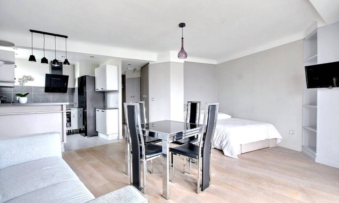 16th Arrondissement Apartment | 39 m² Apartment ∙ 1 bedroom ∙ 2 guests