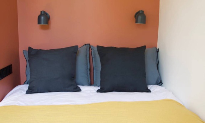 Bagneux Resort | 400 m² Private room ∙ 1 bedroom ∙ 1 guest