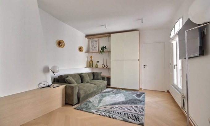 Quartier de la Place-Vendome Apartment | 42 m² Apartment ∙ 1 bedroom ∙ 2 guests