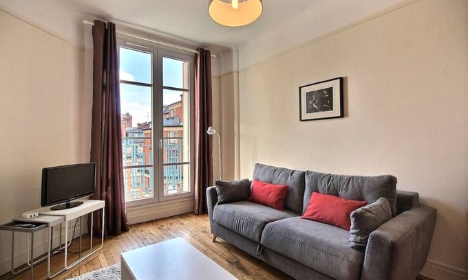 Grenelle Apartment | 42 m² Apartment ∙ 1 bedroom ∙ 2 guests