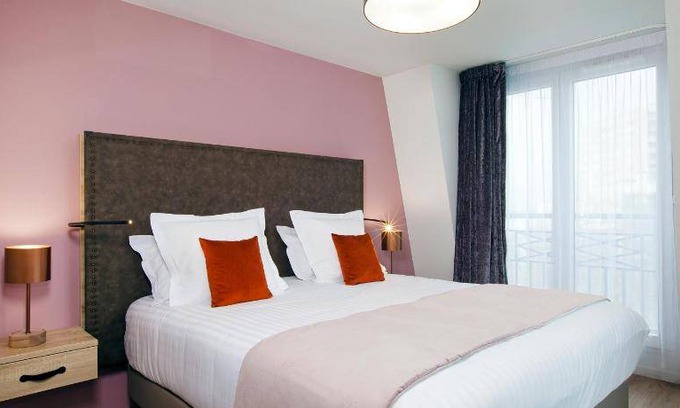 Puteaux Apartment | 45 m² Serviced apartment ∙ 127 guests