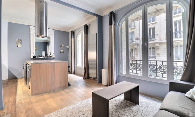 Passy Apartment | 55 m² Apartment ∙ 2 bedrooms ∙ 4 guests