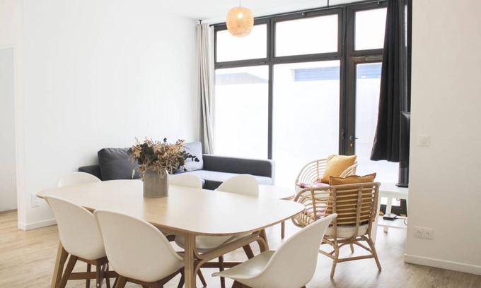 Jardin des plantes Apartment | 70 m² Apartment ∙ 2 bedrooms ∙ 6 guests