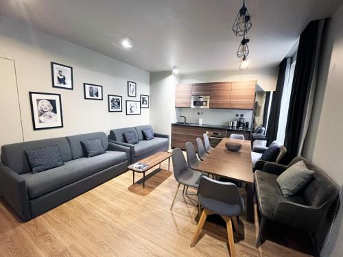 Enfants-Rouges Apartment | 78 - Urban Beautiful Le Marais
