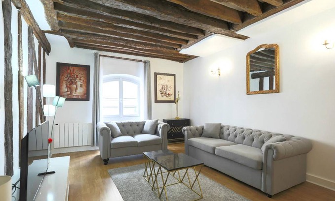 Saint-Merri Apartment | 80 m² Apartment ∙ 2 bedrooms ∙ 6 guests