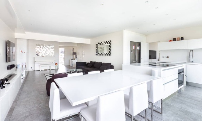 Passy Apartment | 90 m² Apartment ∙ 3 bedrooms ∙ 4 guests