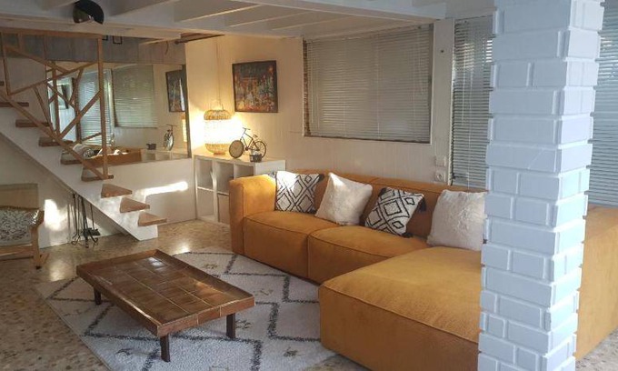 Chalifert House | 90 m² House ∙ 2 bedrooms ∙ 5 guests