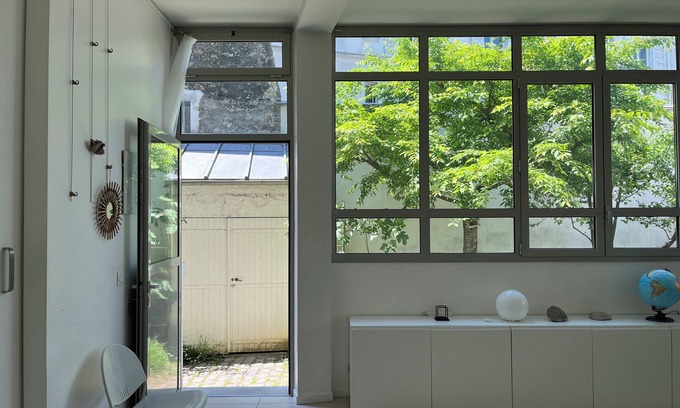 Combat Apartment | A haven of calm and light in the heart of the Belleville - Jourdain district
