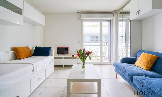 Issy-les-Moulineaux Apartment | A stone's throw from Paris - The Confidential