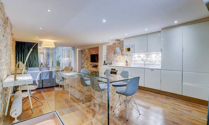 Enfants-Rouges Apartment | Apartment ∙ 3 bedrooms ∙ 6 guests
